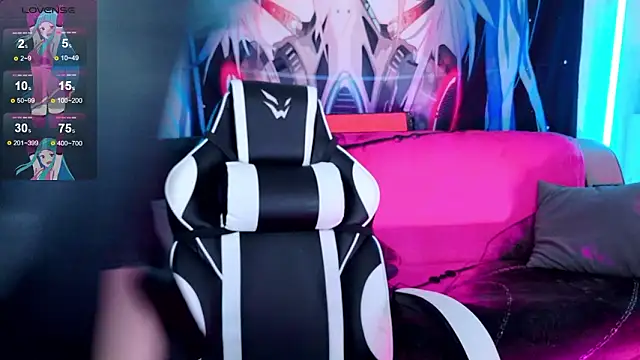 Aurora Natsuki online show from March 17, 11:35 am