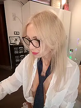 Mila Lovi online show from February 13, 10:44 am