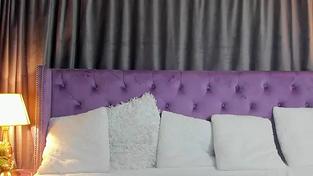 JulietShy online show from December 29, 6:49 pm