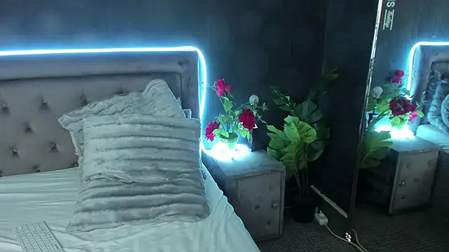 JulietShy online show from February 16, 9:48 pm