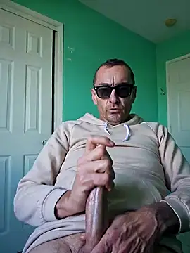 Snapshot of Pumpndeep chatting on February 26, 8:33 pm Pumpndeep online show from February 26, 8:33 pm