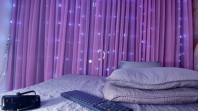 mia stanfort online show from February 23, 7:11 pm