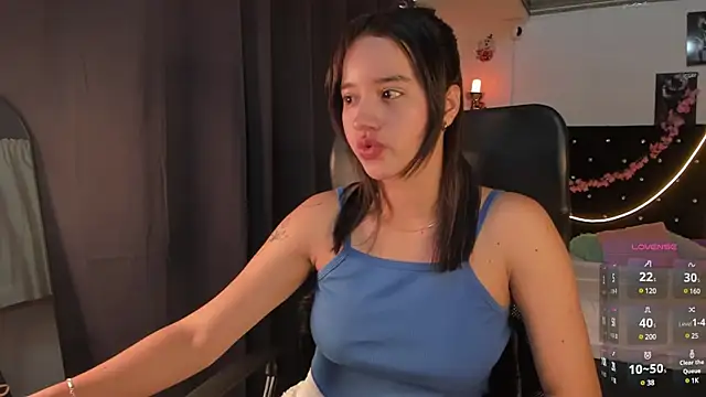 emilyrouxe online show from February 9, 4:07 pm