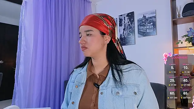 emilyrouxe online show from September 20, 1:56 pm