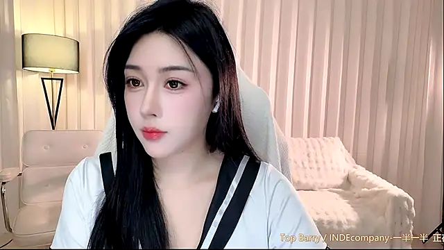 Snapshot of K-moumou chatting on February 11, 4:01 pm K-moumou online show from February 11, 4:01 pm