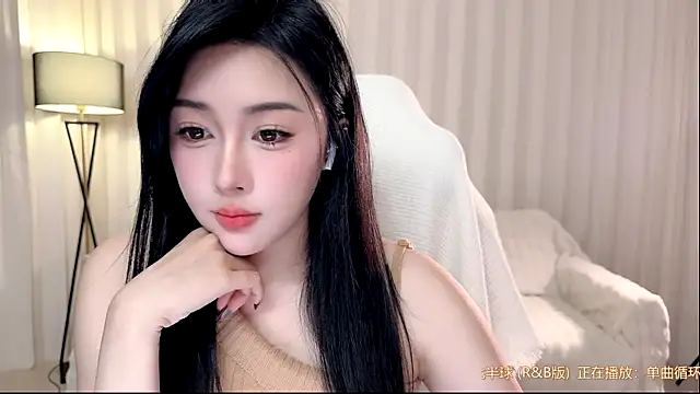 Snapshot of K-moumou chatting on February 23, 3:42 pm K-moumou online show from February 23, 3:42 pm