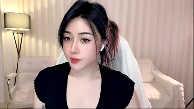 Snapshot of K-moumou chatting on February 27, 4:07 pm K-moumou online show from February 27, 4:07 pm