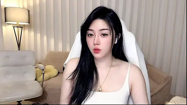 Snapshot of K-moumou chatting on April 27, 3:54 pm K-moumou online show from April 27, 3:54 pm
