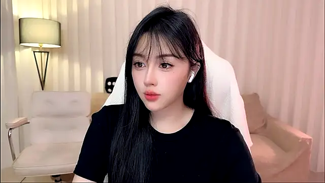 Snapshot of K-moumou chatting on May 6, 3:50 pm K-moumou online show from May 6, 3:50 pm