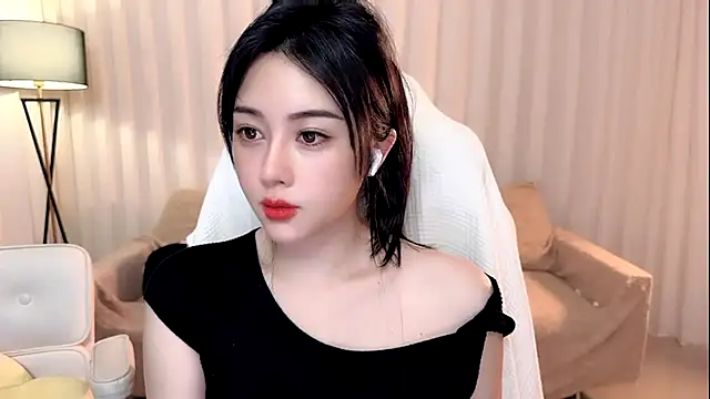 Snapshot of K-moumou chatting on July 29, 5:33 pm K-moumou online show from July 29, 5:33 pm