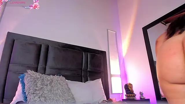 EmmaBecket2 online show from March 22, 7:04 am