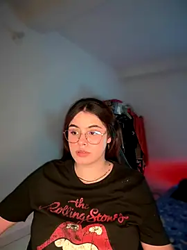 Yuli zuha online show from December 6, 2:35 am