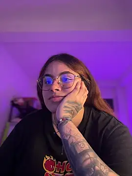 Yuli zuha online show from December 7, 4:20 am