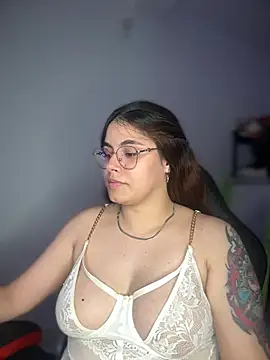 Yuli zuha online show from December 8, 6:01 am