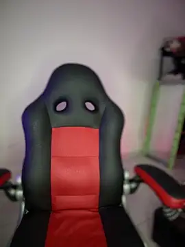 Yuli zuha online show from December 9, 6:34 am