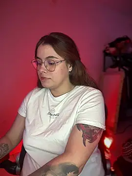 Yuli zuha online show from December 18, 3:26 am