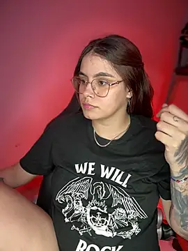 Yuli zuha online show from December 21, 7:03 am