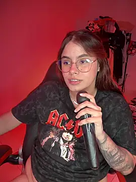 Yuli zuha online show from December 29, 3:22 am