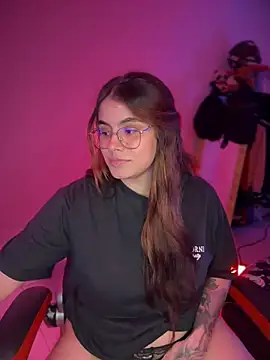 Yuli zuha online show from December 30, 3:47 am