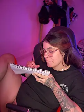 Yuli zuha online show from December 31, 6:27 am