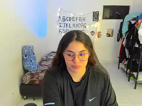 Yuli zuha online show from March 15, 7:14 am