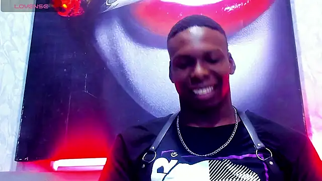 Snapshot of JD_THEBABY chatting on February 11, 12:59 am JD THEBABY online show from February 11, 12:59 am