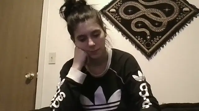 Prettypixie113 online show from October 28, 2:42 pm