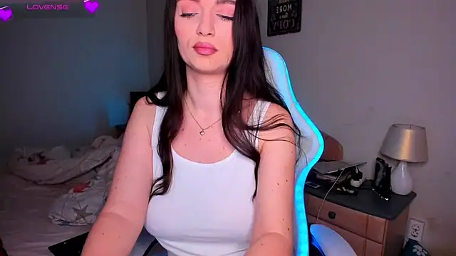 AdellaLoveX online show from November 20, 6:24 am