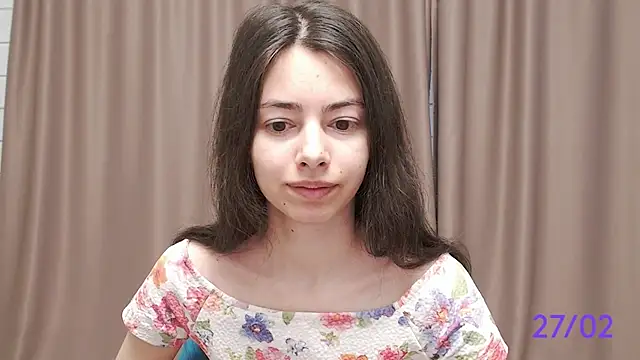 Snapshot of sweet_sweet_angel chatting on February 27, 9:22 am sweet sweet angel online show from February 27, 9:22 am