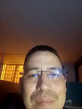 Snapshot of Edipaca chatting on September 13, 12:10 am Edipaca online show from September 13, 12:10 am