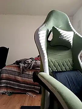 tryinitoutagain online show from January 30, 4:24 pm