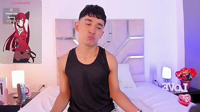 Thayler jones online show from September 15, 11:21 am