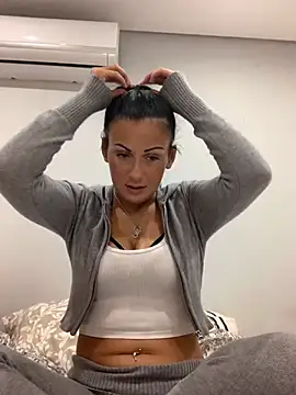 SweNatasha online show from December 6, 5:55 pm