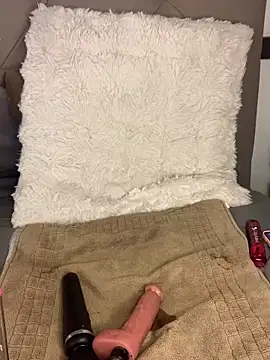 vicvictoriax online show from February 16, 10:06 pm