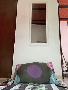 Snapshot of paisitahot1975 chatting on February 22, 3:54 pm paisitahot1975 online show from February 22, 3:54 pm