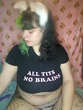 Snapshot of kira_132 chatting on November 5, 1:49 am kira 132 online show from November 5, 1:49 am