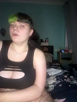 Snapshot of kira_132 chatting on November 7, 1:27 am kira 132 online show from November 7, 1:27 am