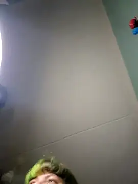 Snapshot of kira_132 chatting on November 11, 2:22 am kira 132 online show from November 11, 2:22 am