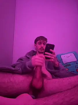 Snapshot of plumboyee chatting on December 5, 10:34 pm plumboyee online show from December 5, 10:34 pm