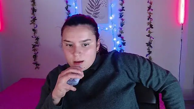 Nika 1  online show from February 12, 6:30 pm