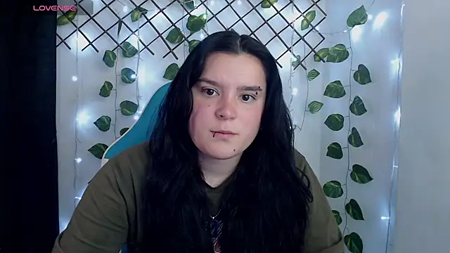 Snapshot of Nika_1_ chatting on June 12, 12:31 am Nika 1 online show from June 12, 12:31 am