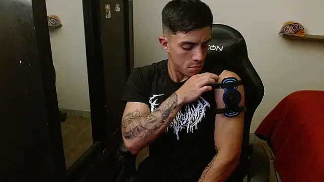 kv   xxx  online show from January 17, 4:50 am