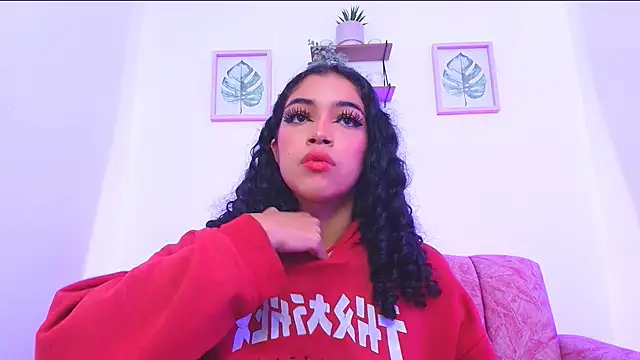 Snapshot of Sara_Jhonson chatting on December 16, 12:48 am Sara Jhonson online show from December 16, 12:48 am