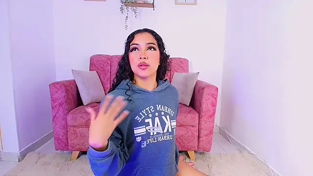 Snapshot of Sara_Jhonson chatting on September 8, 11:26 pm Sara Jhonson online show from September 8, 11:26 pm