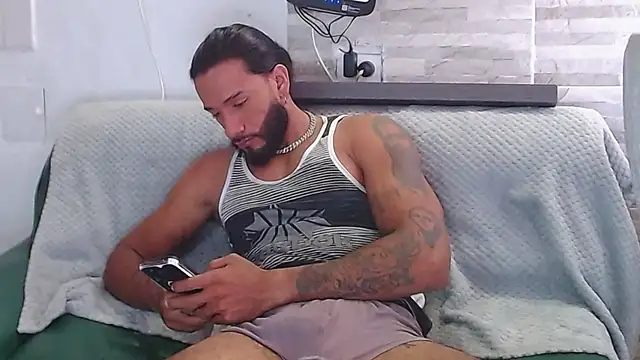  jhon connor  online show from February 3, 8:03 pm