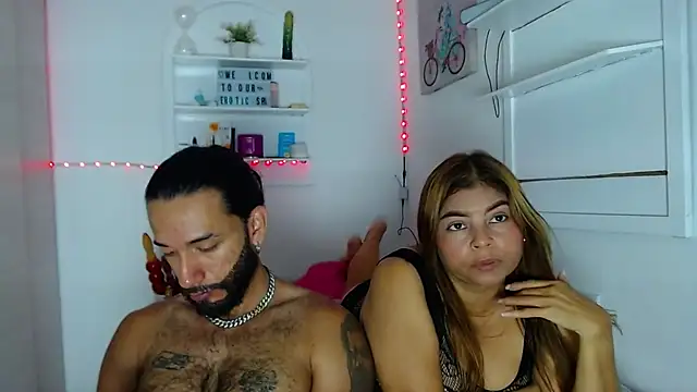 Snapshot of _jhon_connor_ chatting on June 20, 8:44 pm jhon connor online show from June 20, 8:44 pm