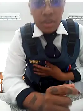 Cinnamon-Skin online show from December 24, 7:44 pm