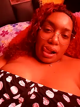 Cinnamon-Skin online show from January 19, 9:45 pm