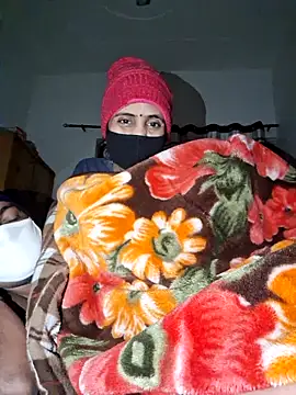 menakshiiikaur online show from December 4, 5:32 pm