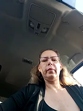 Snapshot of uber_babe chatting on February 9, 10:52 am uber babe online show from February 9, 10:52 am